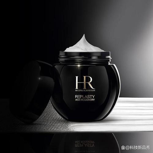 眾多護(hù)膚品牌中,產(chǎn)品質(zhì)量和口碑往往是消費(fèi)者作出選購(gòu)決策的重要依據(jù)